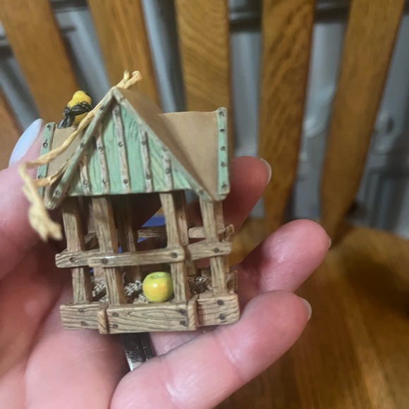 Hallmark Keepsake Birdhouse Ornament - Brown & Yellow. Full size new in the box. - Picture 3 of 4